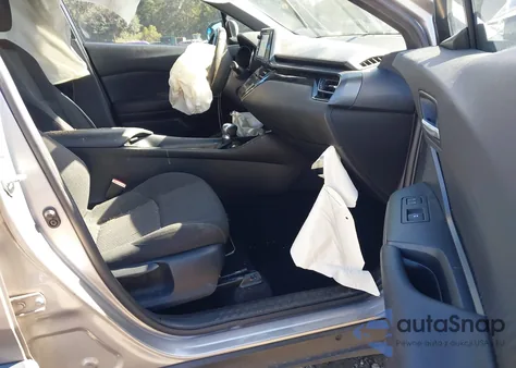 2018 Toyota C-Hr Xle z USA, uszkodzony, nr VIN NMTKHMBX9JR000997